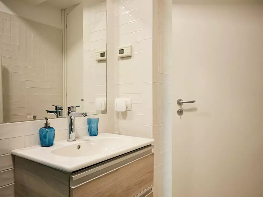 Immagine 10 di Appartamento in affitto  in Via Vigevano a Milano