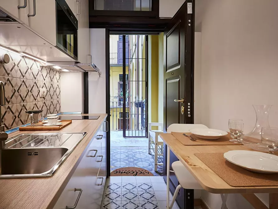 Immagine 2 di Appartamento in affitto  in Via Vigevano a Milano