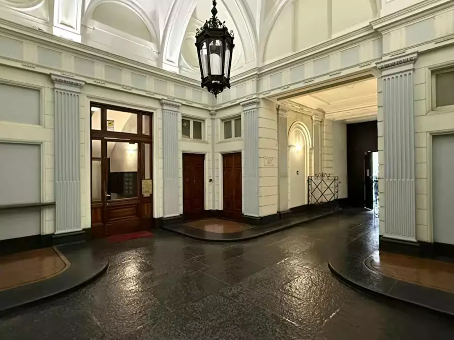 Immagine 2 di Appartamento in affitto  in Via Carlo Alberto a Torino