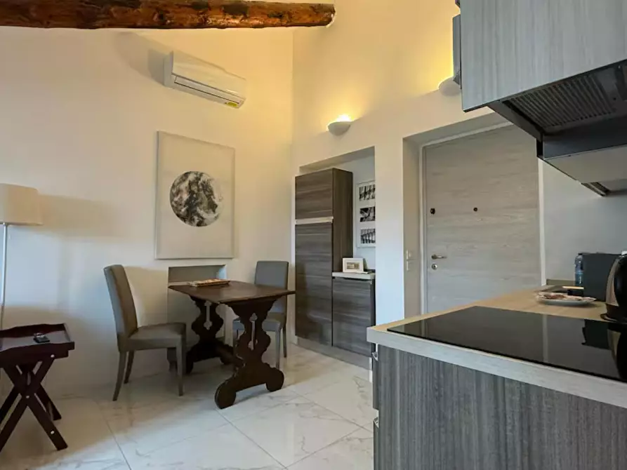 Immagine 9 di Appartamento in affitto  in Via Carlo Alberto a Torino