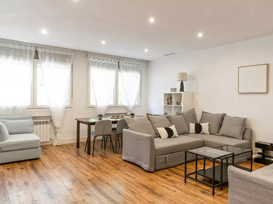 Immagine 2 di Appartamento in affitto  in Calle de Hermosilla a Madrid