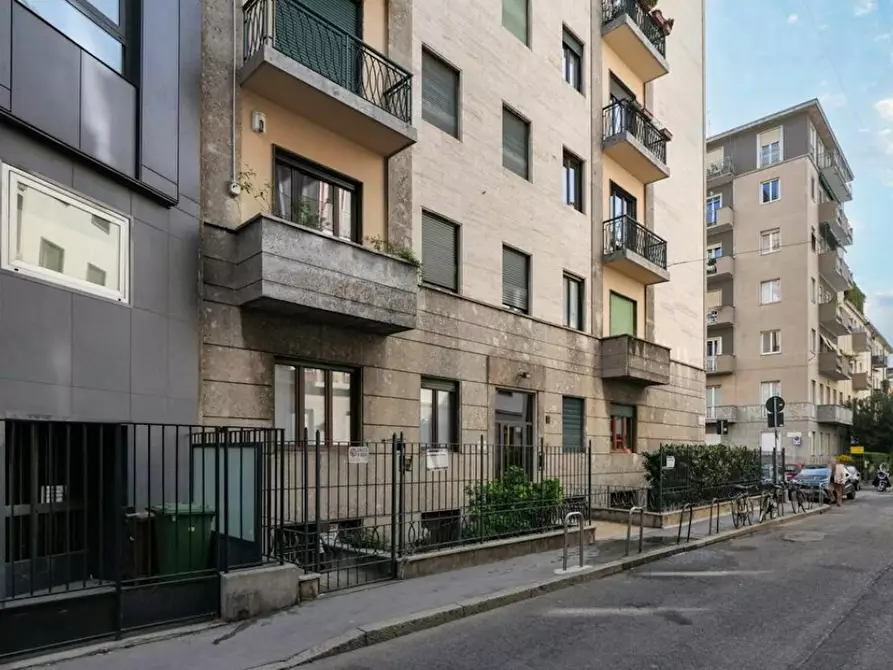Immagine 8 di Appartamento in affitto  in Via San Senatore a Milano
