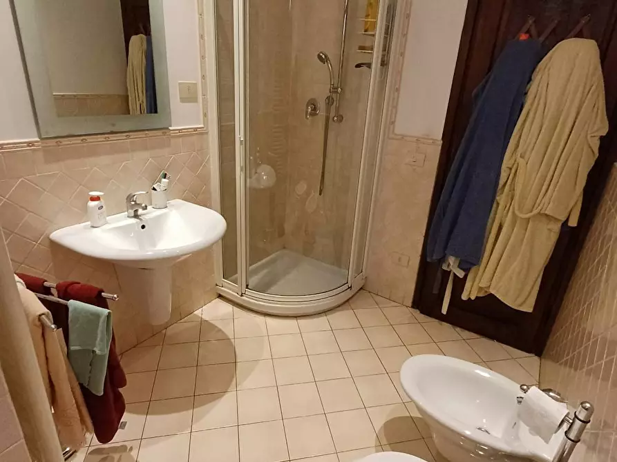 Immagine 2 di Camera in affitto  in Via Celestino Bianchi a Firenze