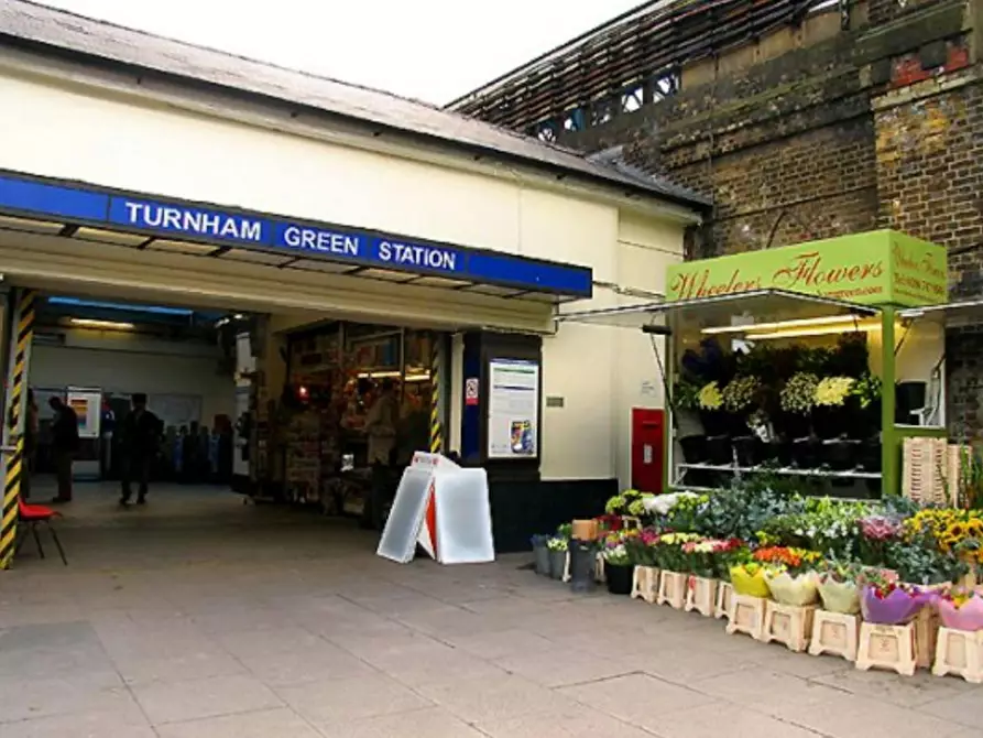 Immagine 9 di Appartamento in affitto  in Thornton Avenue a Hounslow
