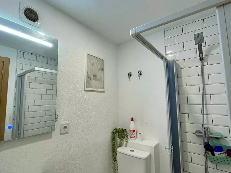 Immagine 10 di Camera in affitto  in Carrer Coladors a Aldaia
