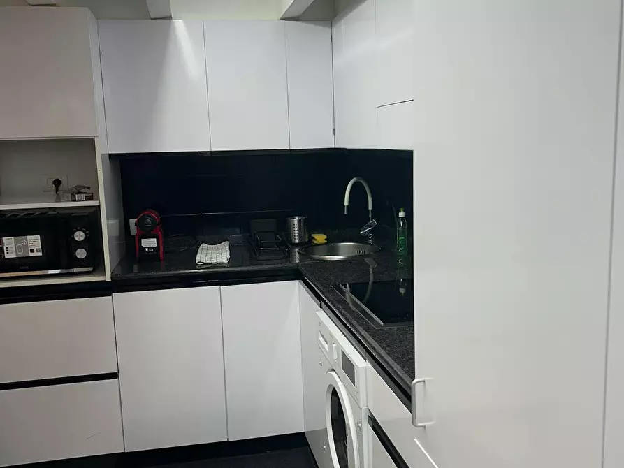 Immagine 8 di Appartamento in affitto  in Via Castelfidardo a Milano