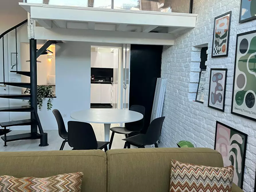 Immagine 2 di Appartamento in affitto  in Via Castelfidardo a Milano