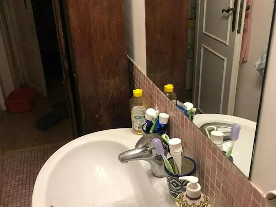 Immagine 7 di Camera in affitto  in Via dei Banchi Nuovi a Roma