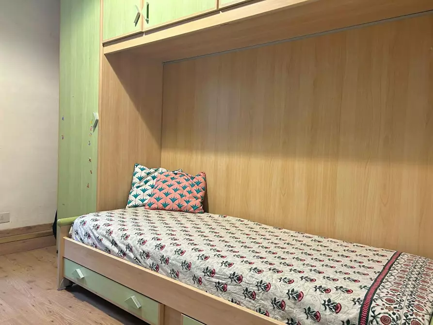 Immagine 10 di Camera in affitto  in Via dei Banchi Nuovi a Roma