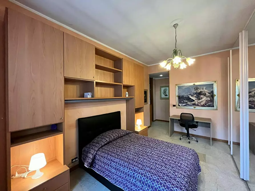 Immagine 6 di Camera in affitto  in Via San Marino a Torino