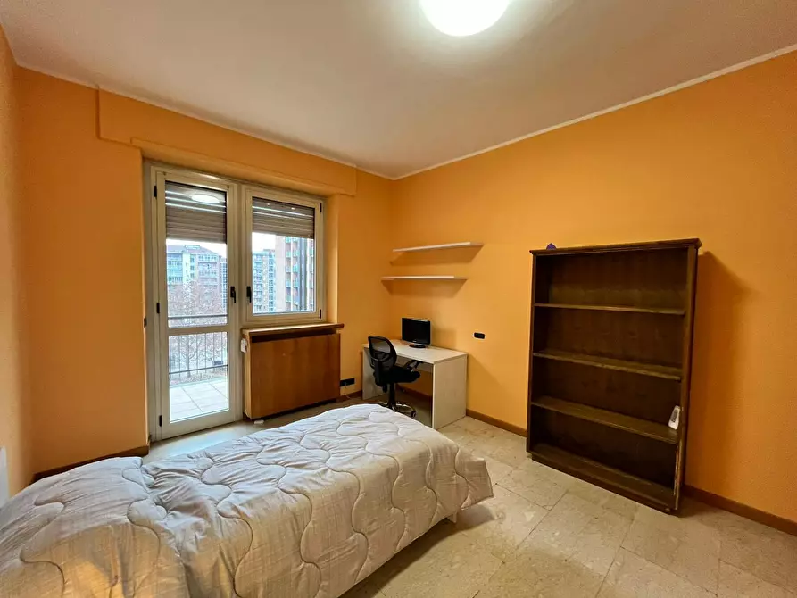 Immagine 1 di Camera in affitto  in Via San Marino a Torino