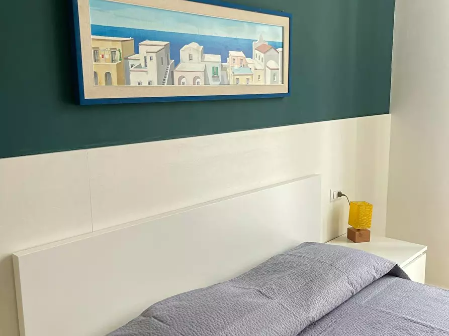 Immagine 2 di Camera in affitto  in Corso Giuseppe Garibaldi a Napoli