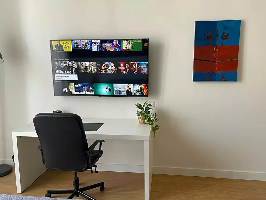 Immagine 8 di Camera in affitto  in Corso Giuseppe Garibaldi a Napoli