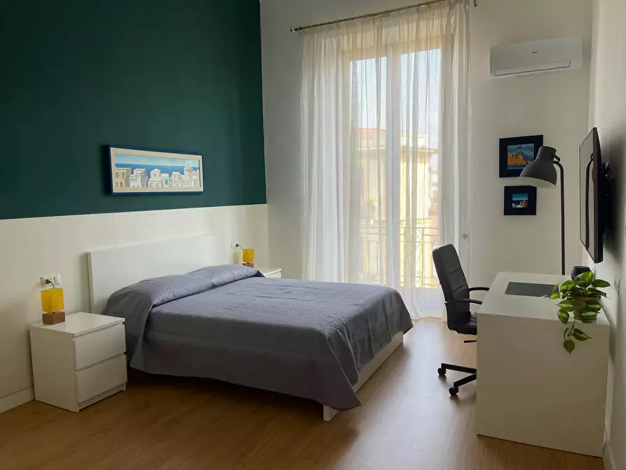 Immagine 5 di Camera in affitto  in Corso Giuseppe Garibaldi a Napoli