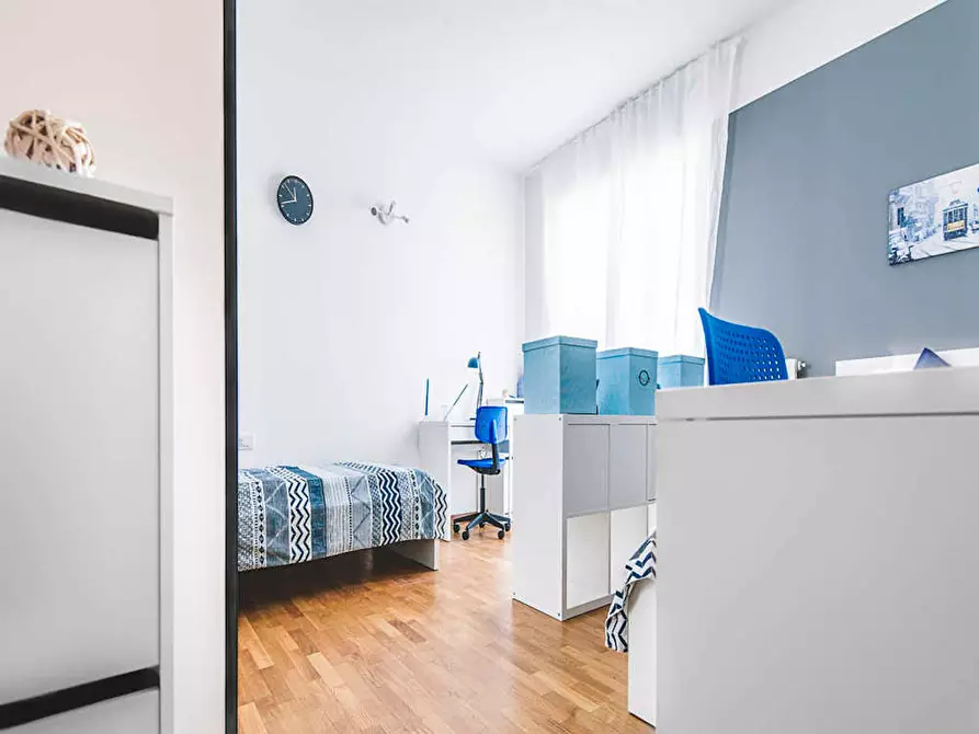 Immagine 4 di Camera in affitto  in Via Vittorio Gassman a Milano