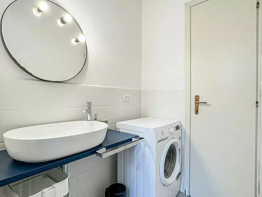 Immagine 10 di Camera in affitto  in Via Mario Ulivelli a Firenze