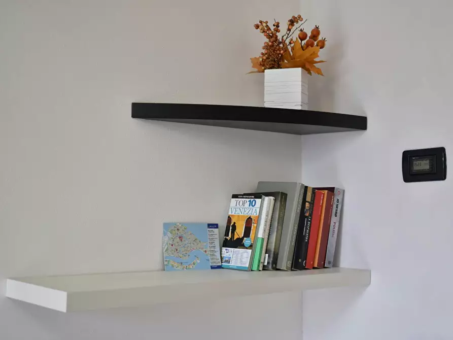 Immagine 8 di Casa indipendente in affitto  in Via Cà Colombara a Venezia