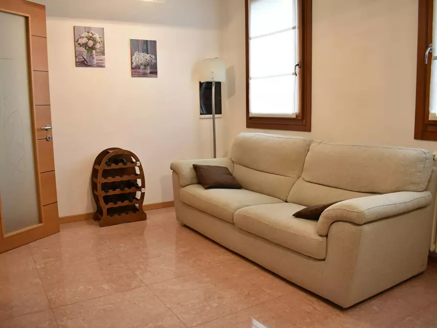 Immagine 7 di Casa indipendente in affitto  in Via Cà Colombara a Venezia