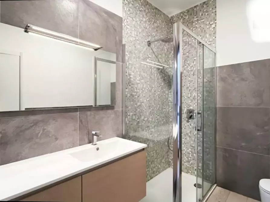 Immagine 4 di Appartamento in affitto  in Viale Campania a Milano