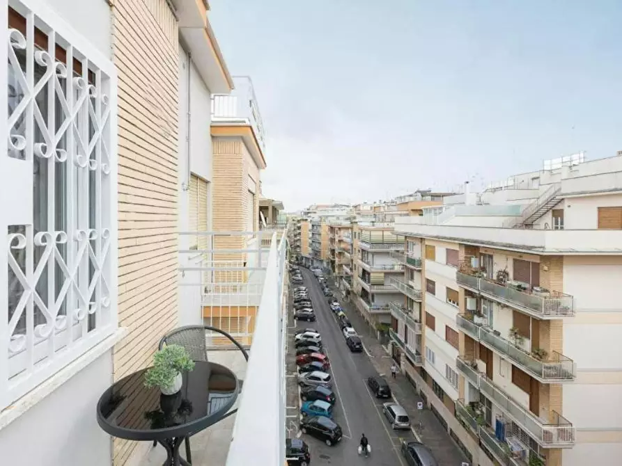 Immagine 8 di Appartamento in affitto  in Via Santa Bernadette a Roma