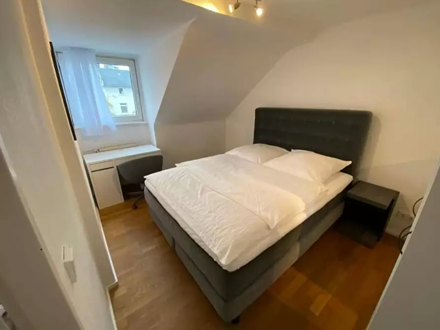 Immagine 2 di Appartamento in affitto  in Staufenstraße a Frankfurt am Main