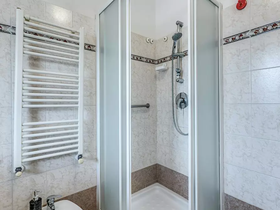 Immagine 7 di Appartamento in affitto  in Via dei Savorgnan a Roma