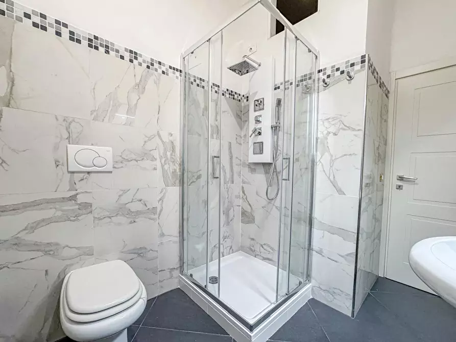 Immagine 8 di Camera in affitto  in Via Francesco Baracca a Firenze