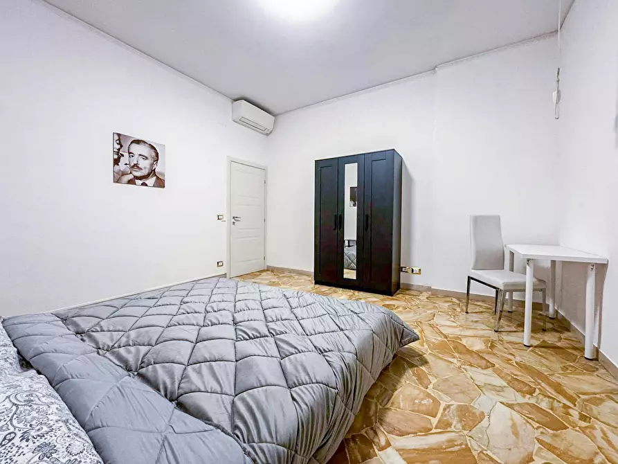 Immagine 6 di Camera in affitto  in Via Francesco Baracca a Firenze
