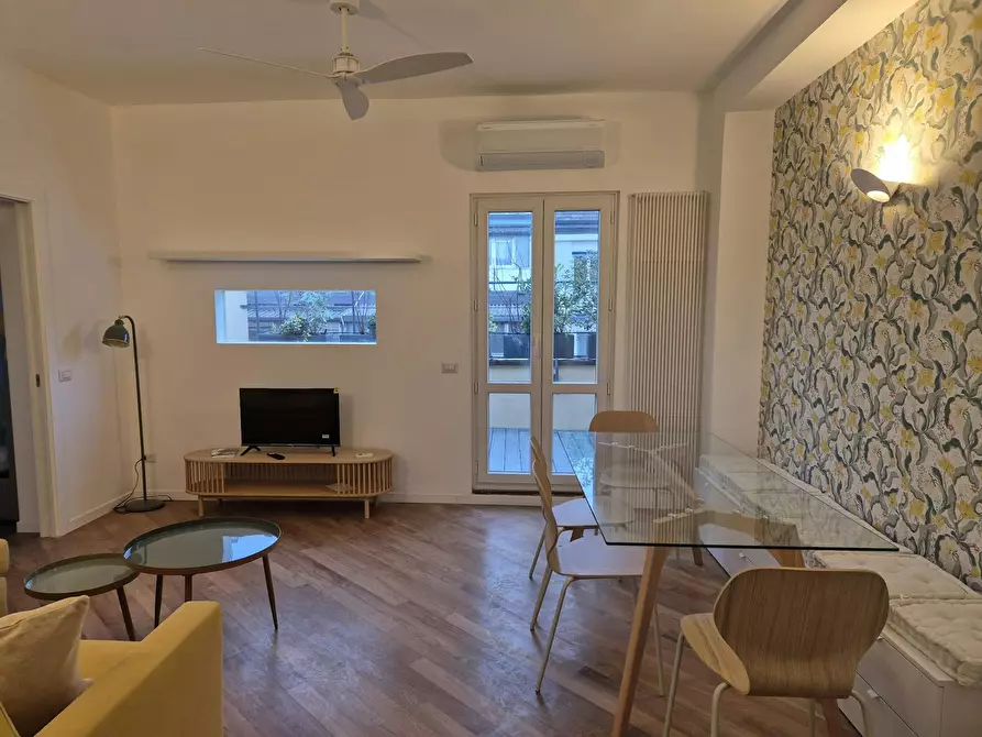 Immagine 1 di Appartamento in affitto  in Via Luigi Canonica a Milano
