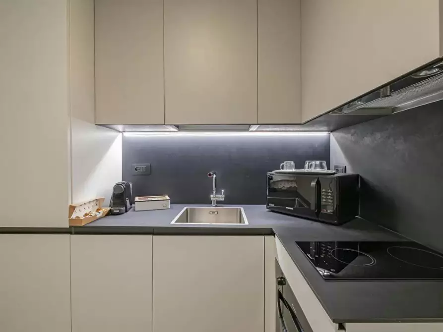 Immagine 5 di Appartamento in affitto  in Via Alberto da Giussano a Milano