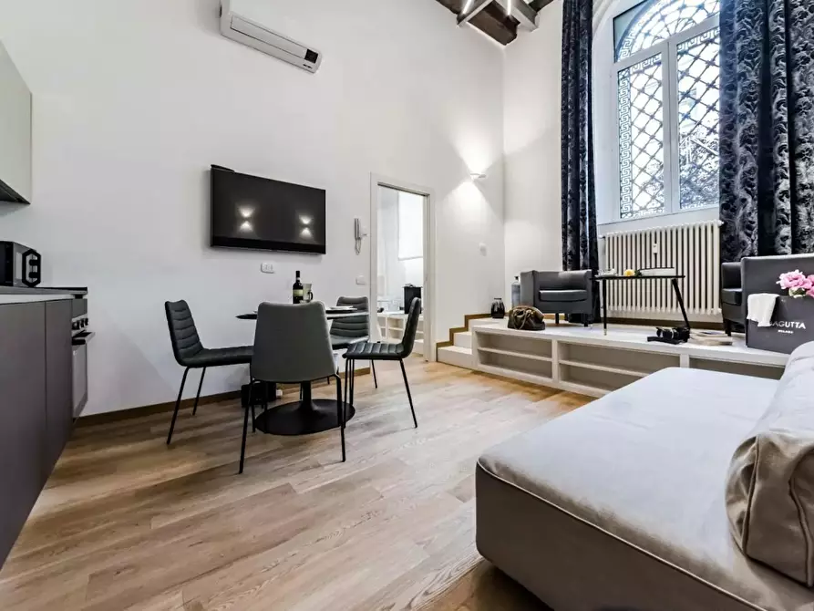 Immagine 7 di Appartamento in affitto  in Viale Emilio Caldara a Milano