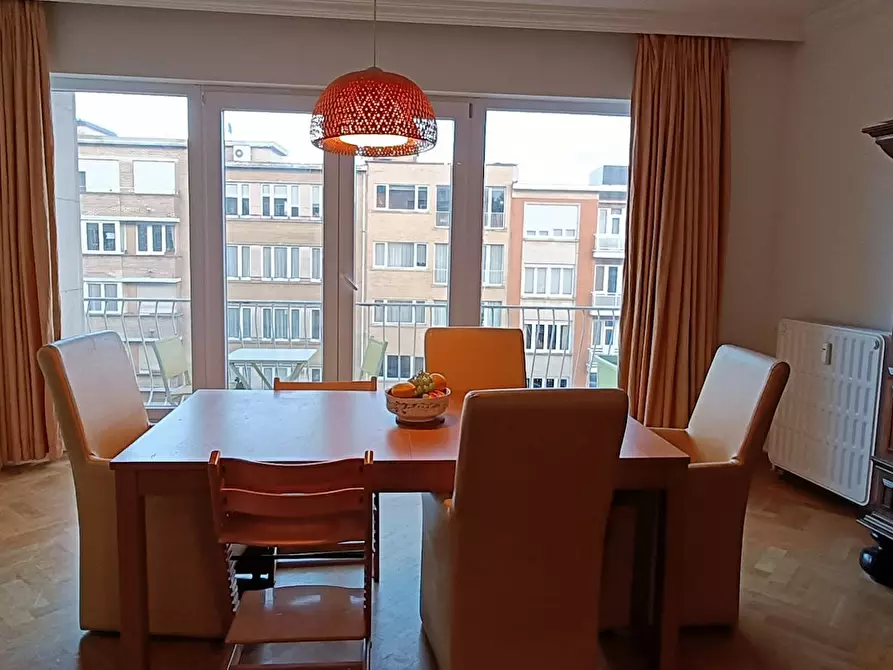 Immagine 7 di Appartamento in affitto  in Avenue du Pesage a Ixelles