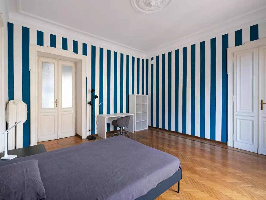 Immagine 3 di Camera in affitto  in Corso Svizzera a Torino