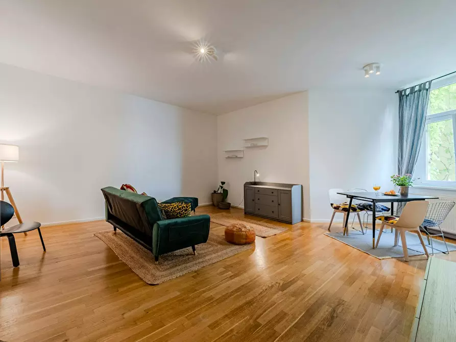Immagine 2 di Appartamento in affitto  in Schivelbeiner Straße a Berlin