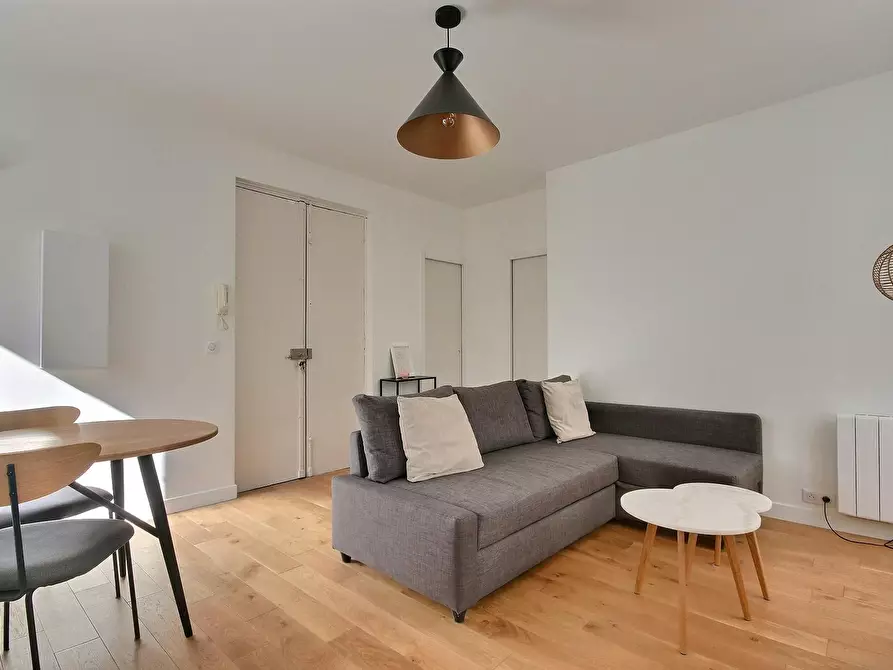 Immagine 3 di Appartamento in affitto  in Rue Dulong a Paris 17