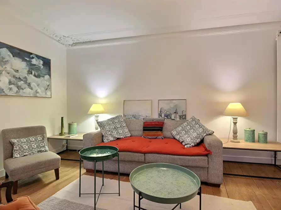 Immagine 7 di Appartamento in affitto  in Rue Saint-Jacques a Paris 05