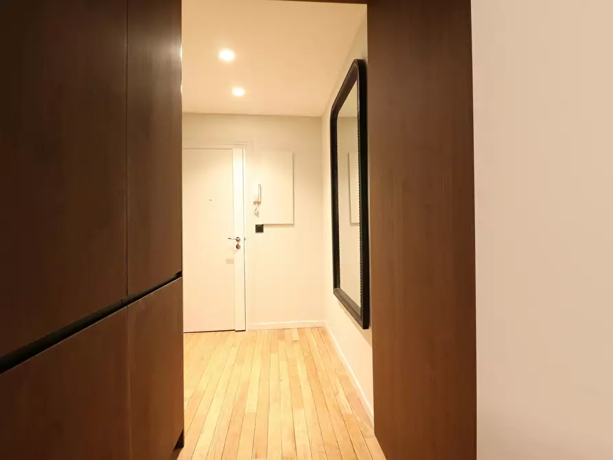 Immagine 9 di Appartamento in affitto  in Boulevard de Magenta a Paris