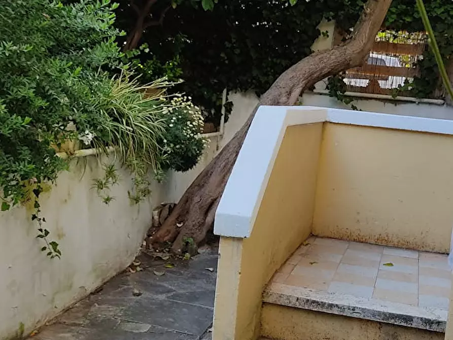 Immagine 4 di Camera in affitto  in Via Alghero a Roma