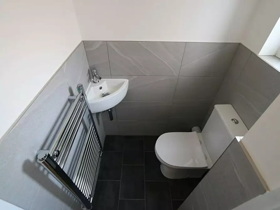 Immagine 8 di Casa indipendente in affitto  in Allesley Old Road a 