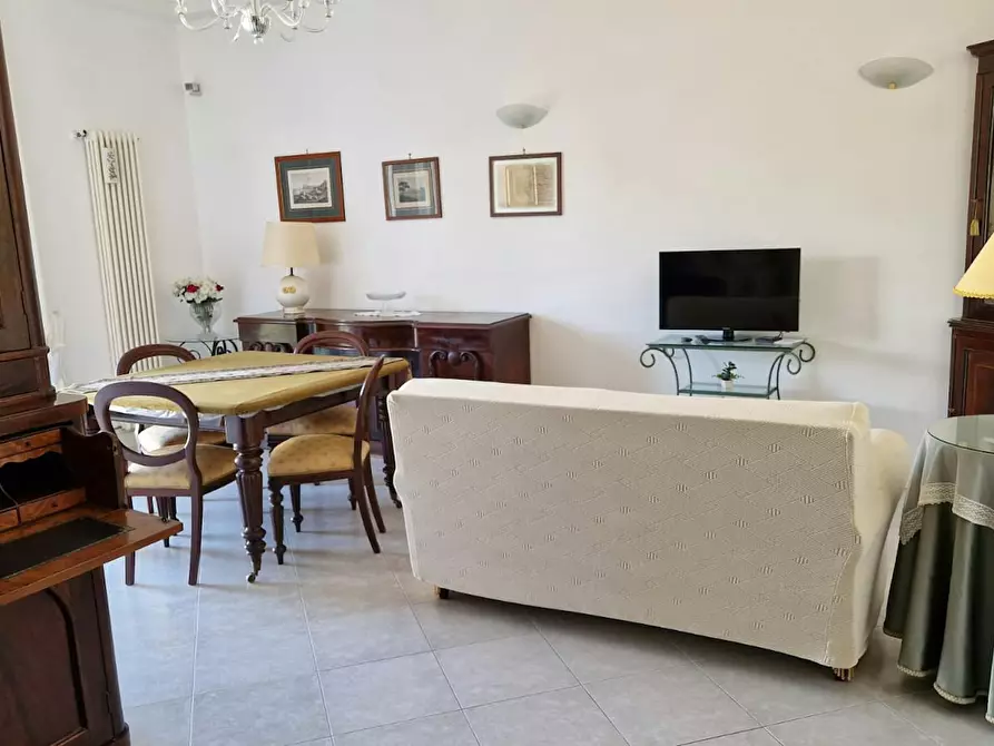 Immagine 4 di Appartamento in affitto  in Via Carlo Cattaneo a Napoli