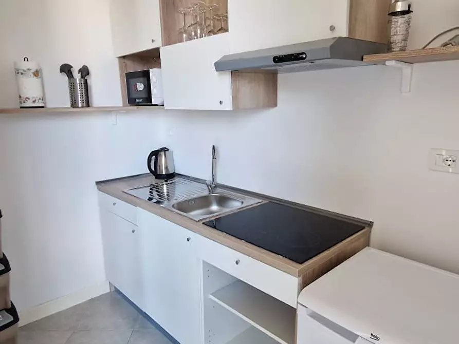 Immagine 10 di Appartamento in affitto  in Via Carlo Cattaneo a Napoli