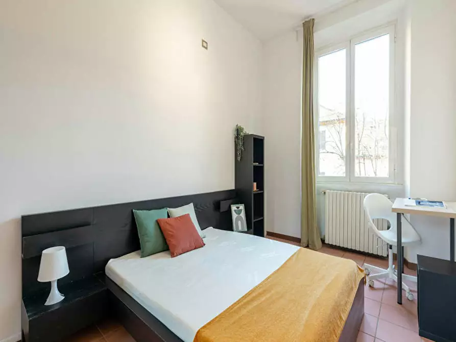 Immagine 3 di Camera in affitto  in Via Jacopo della Quercia a Milano