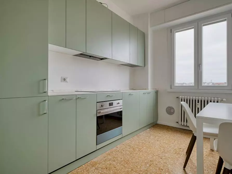 Immagine 3 di Camera in affitto  in Via Vigevano a Milano