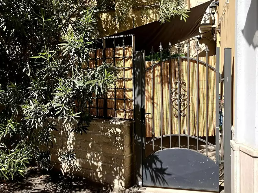 Immagine 9 di Appartamento in affitto  in Via Raffaele de Cesare a Roma