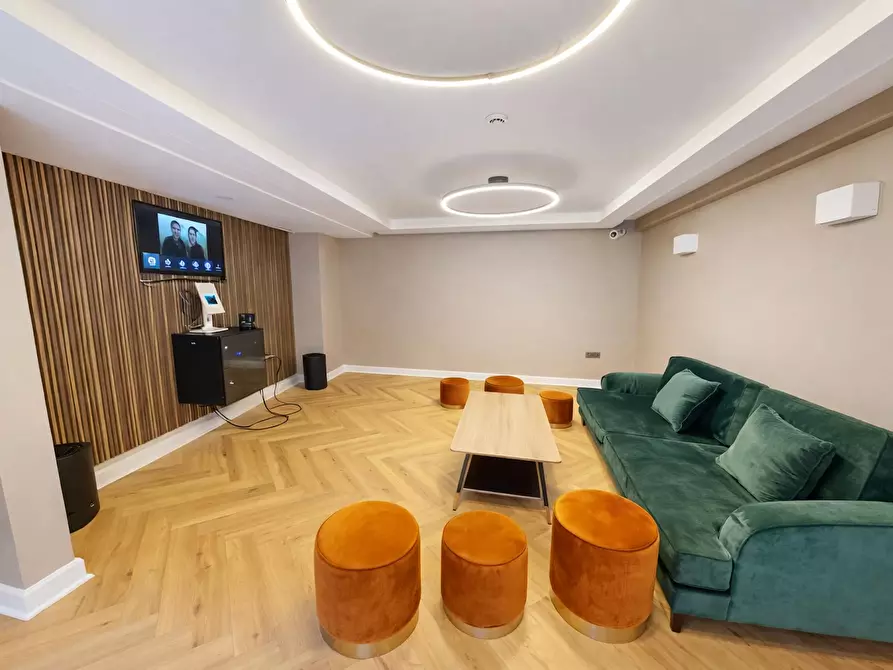 Immagine 3 di Camera in affitto  in Oldham Place a 