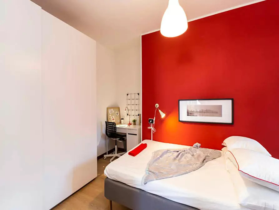 Immagine 2 di Camera in affitto  in Via Nicola Romeo a Milano