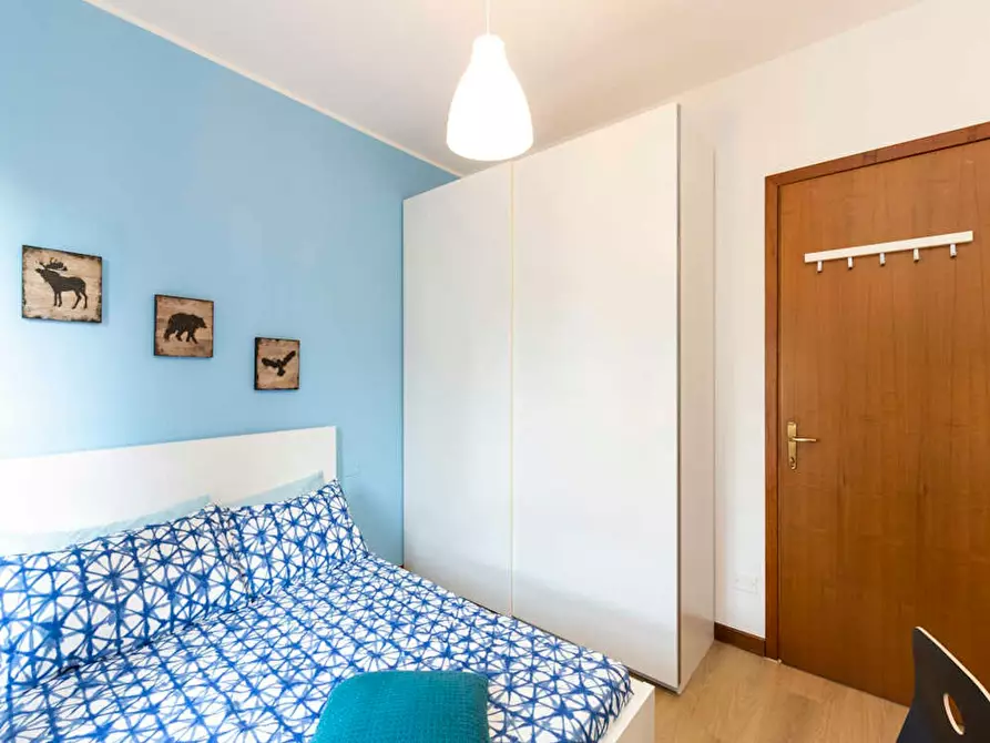 Immagine 4 di Camera in affitto  in Via Nicola Romeo a Milano