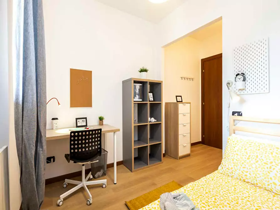 Immagine 2 di Camera in affitto  in Via Nicola Romeo a Milano