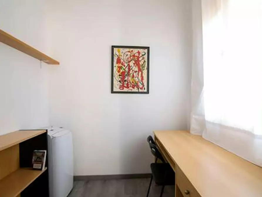Immagine 6 di Appartamento in affitto  in Carrer Nou de la Rambla a Barcelona