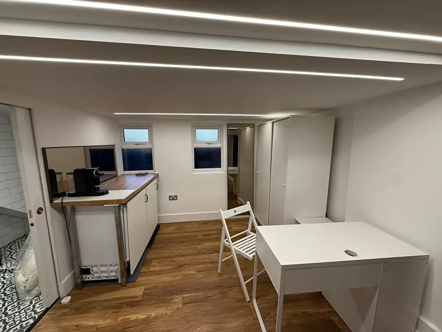 Immagine 3 di Appartamento in affitto  in Chapter Road a Brent